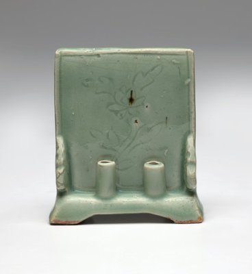 Alternate image of Tablestand by Longquan ware