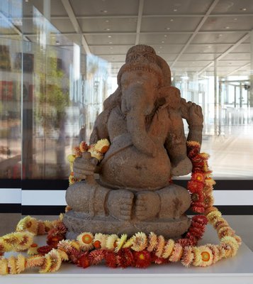 Alternate image of Ganesha, remover of obstacles by 