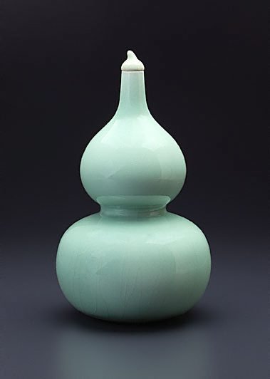 AGNSW collection Longquan ware Vase in double-gourd shape