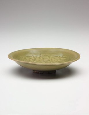 Alternate image of Dish by Yaozhou ware