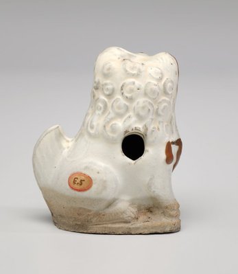 Alternate image of Lion shaped water dropper by Cizhou ware
