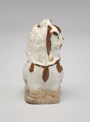 Alternate image of Lion shaped water dropper by Cizhou ware