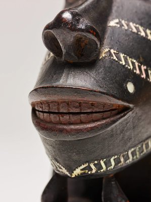 Alternate image of Nguzunguzu or Toto isu (canoe figurehead) by Solomon Islands people
