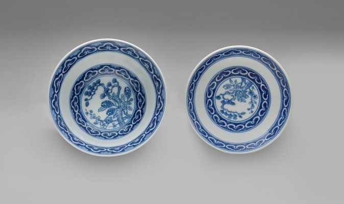 Alternate image of Tea bowl and cover decorated with floral motifs and a poem by Jiaqing Emperor by Jingdezhen ware