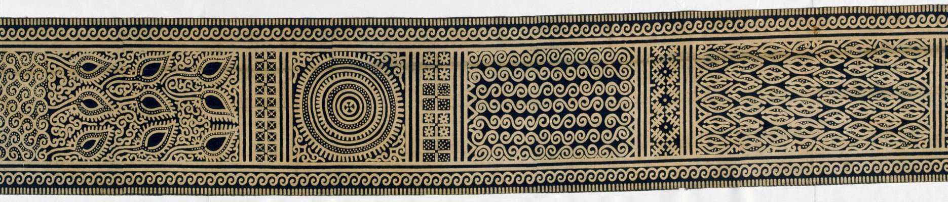 Alternate image of Sacred heirloom banner (sarita) by 