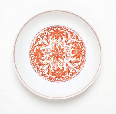 Alternate image of Dish with floral decoration by Jingdezhen ware