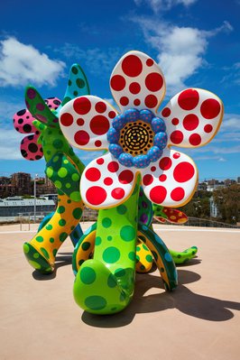 Alternate image of Flowers that Bloom in the Cosmos by Yayoi Kusama
