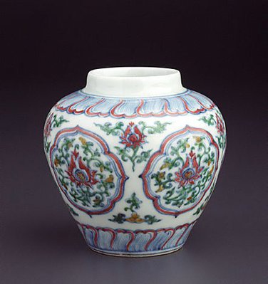 Alternate image of Jar with five quatrefoil panels by Jingdezhen ware