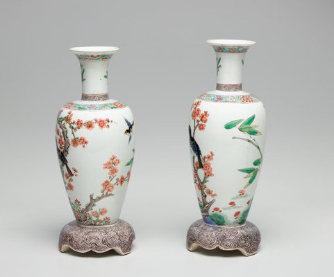 Alternate image of Pair of vases by Jingdezhen ware