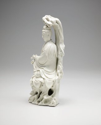 Alternate image of Guanyin, bodhisattva of compassion by Dehua ware
